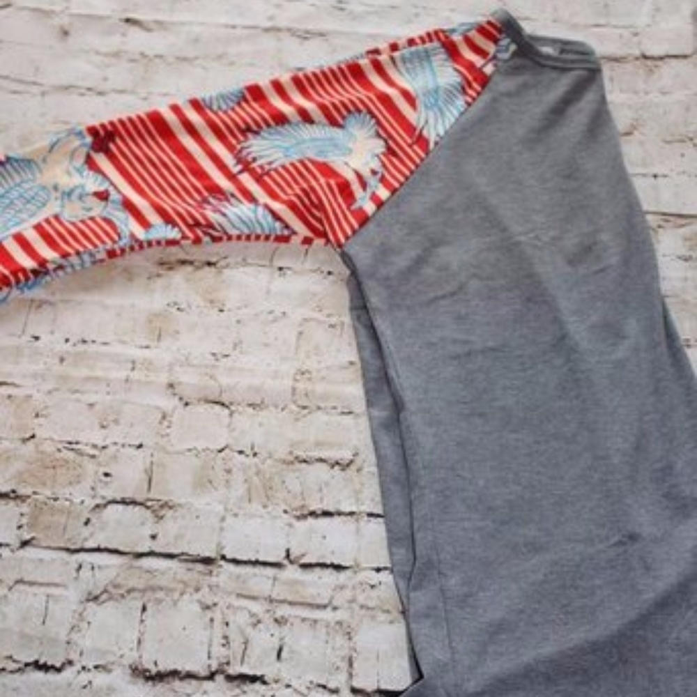 NEW LuLaRoe Adult Randy Shirt -Americana in Large